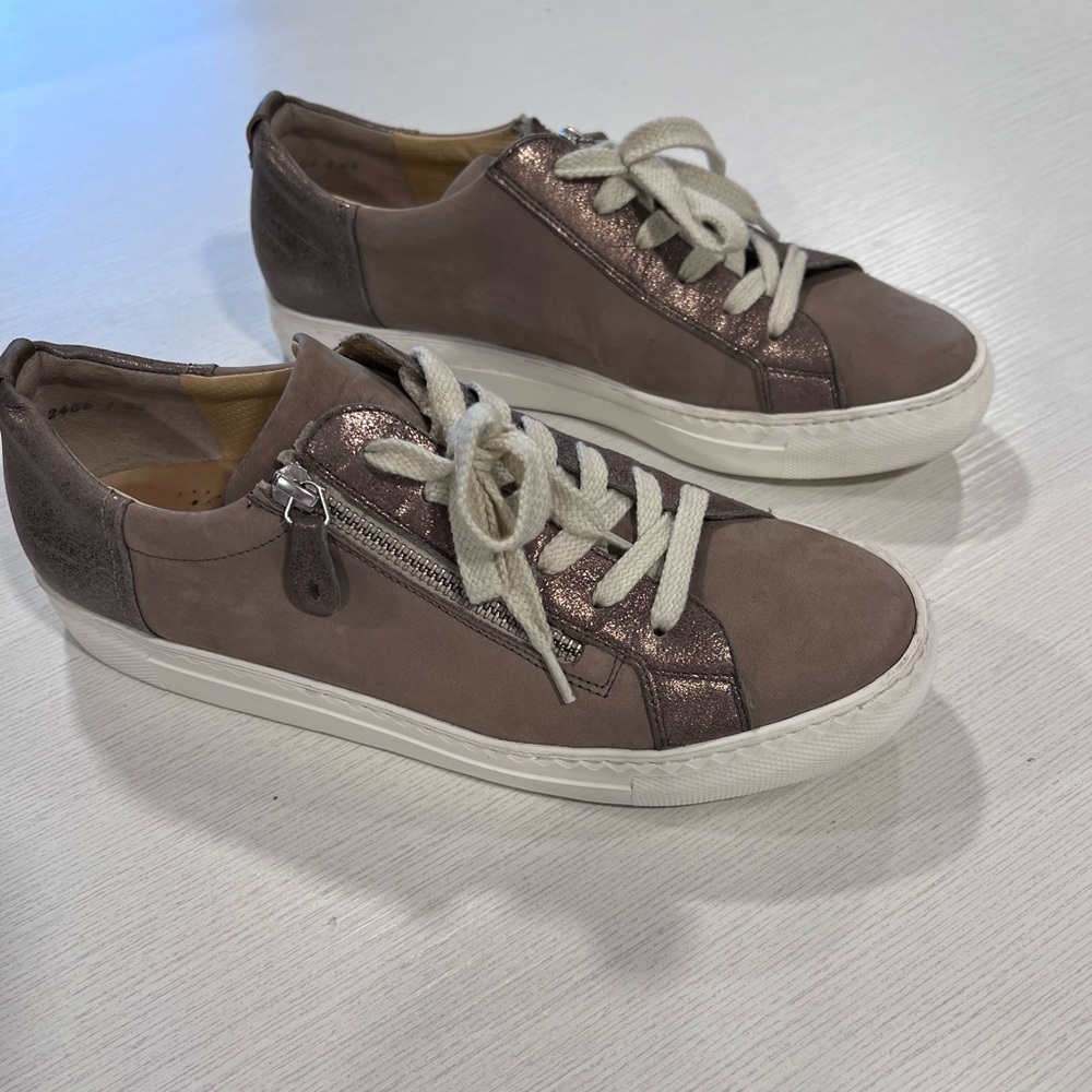 Paul Green Toby Metallic Sneaker 9.5